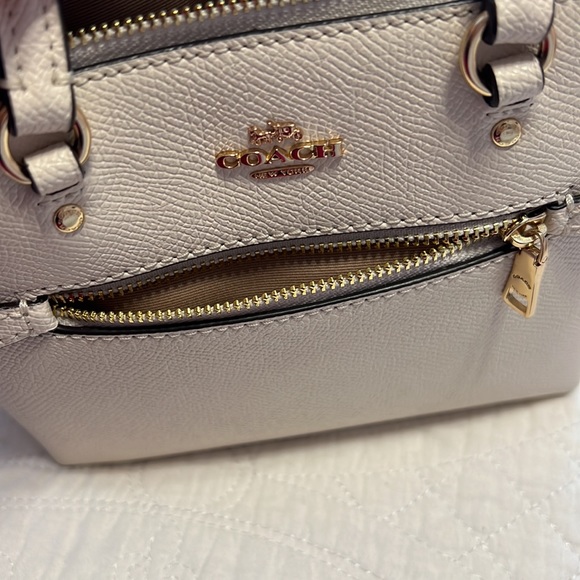 Coach mini purse - Picture 5 of 5